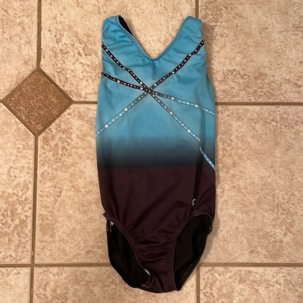 Gymnastics leotard adult medium